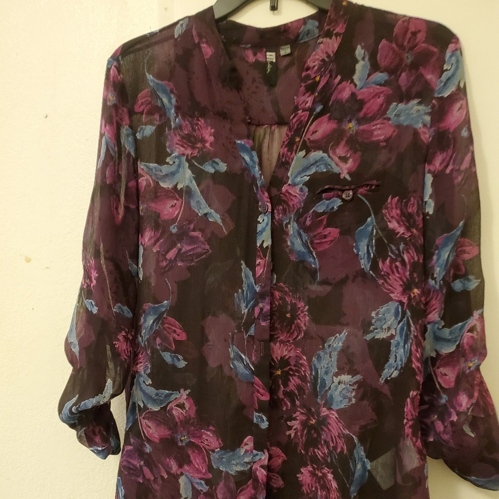 Blouse - Picture 2 of 2